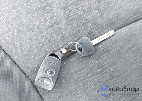 2015 Hyundai Accent Gs z USA, uszkodzony, nr VIN KMHCT5AE3FU226199